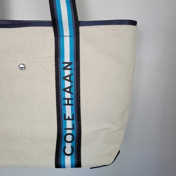 Cole Haan NWT Summer Canvas Tote Natural Navy Grand Series Leather Trim - Picture 3 of 12